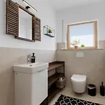 Hoimatglueck - Grosses Mit 3 Schlafzimmern, Ueberdachtem Balkon & Separatem Wc In Ruhiger Lage *
