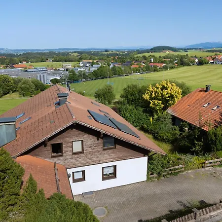 شقة Hoimatglueck - Grosses Mit 3 Schlafzimmern, Ueberdachtem Balkon & Separatem Wc In Ruhiger Lage *