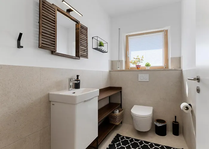 Hoimatglueck - Grosses Mit 3 Schlafzimmern, Ueberdachtem Balkon & Separatem Wc In Ruhiger Lage *